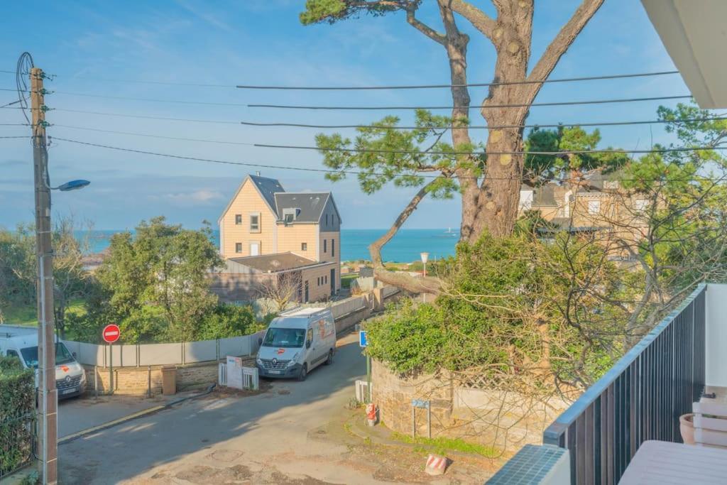 La Mer A Vos Pieds, La Plage A 50M Dinard Exterior photo